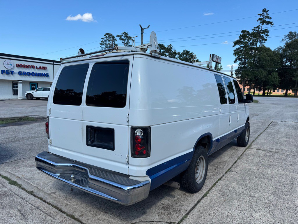 2006 Ford Econoline Image 7