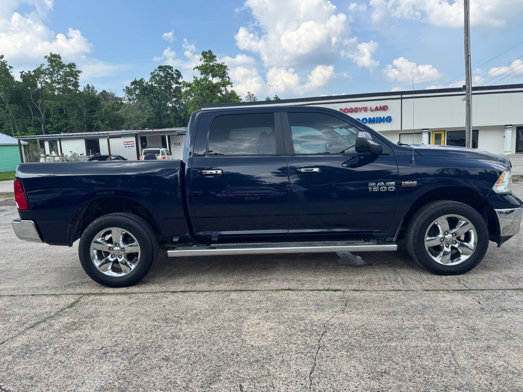 2017 RAM 1500 Image 8