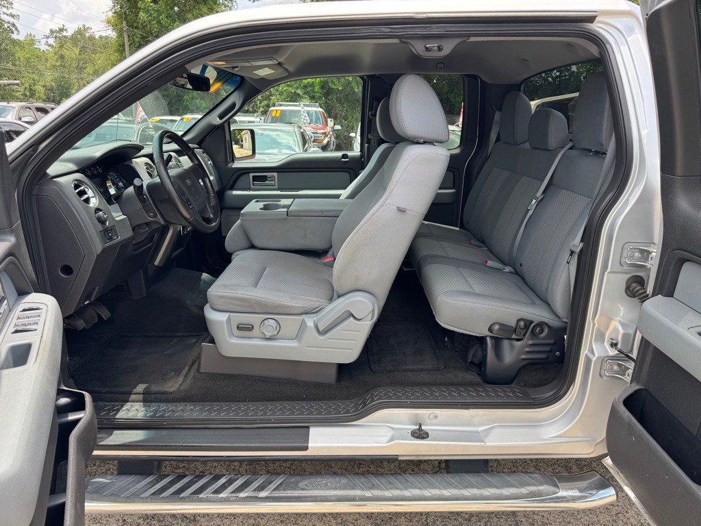 2011 Ford F-150 Image 9