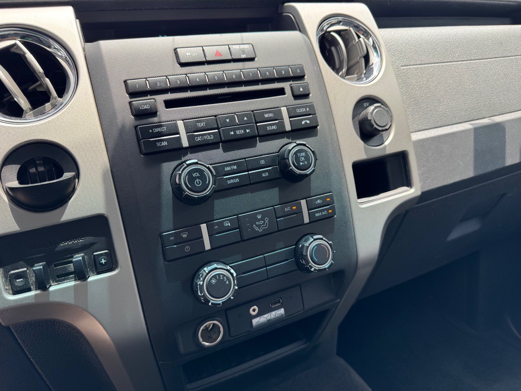 2011 Ford F-150 Image 12