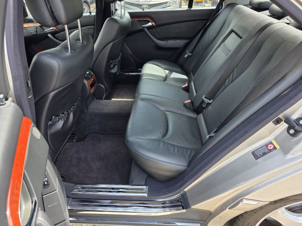 2005 Mercedes-Benz S-Class Image 10