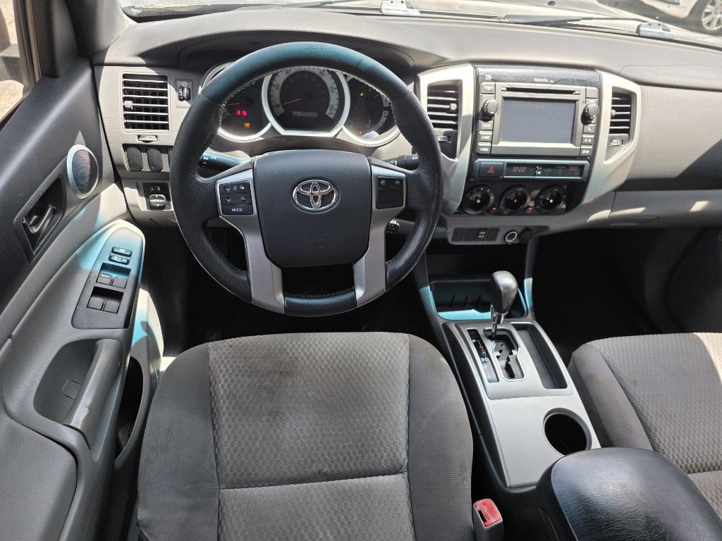 2013 Toyota Tacoma Image 11