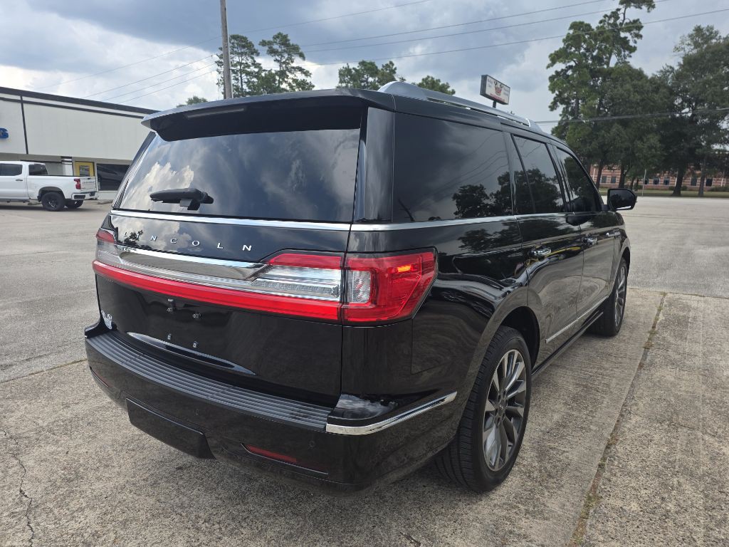 2018 Lincoln Navigator Image 8