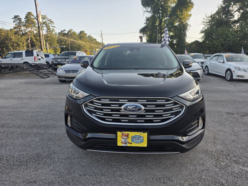 2019 Ford Edge Image 2