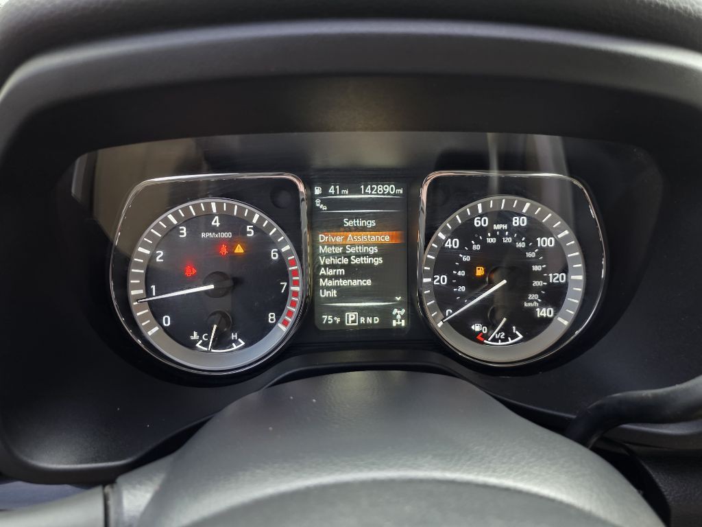 2016 Nissan Titan Image 15