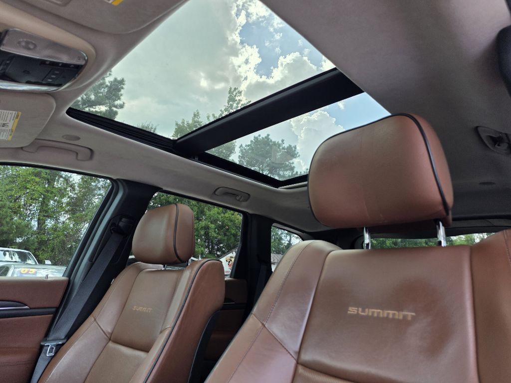 2015 Jeep Grand Cherokee Image 12