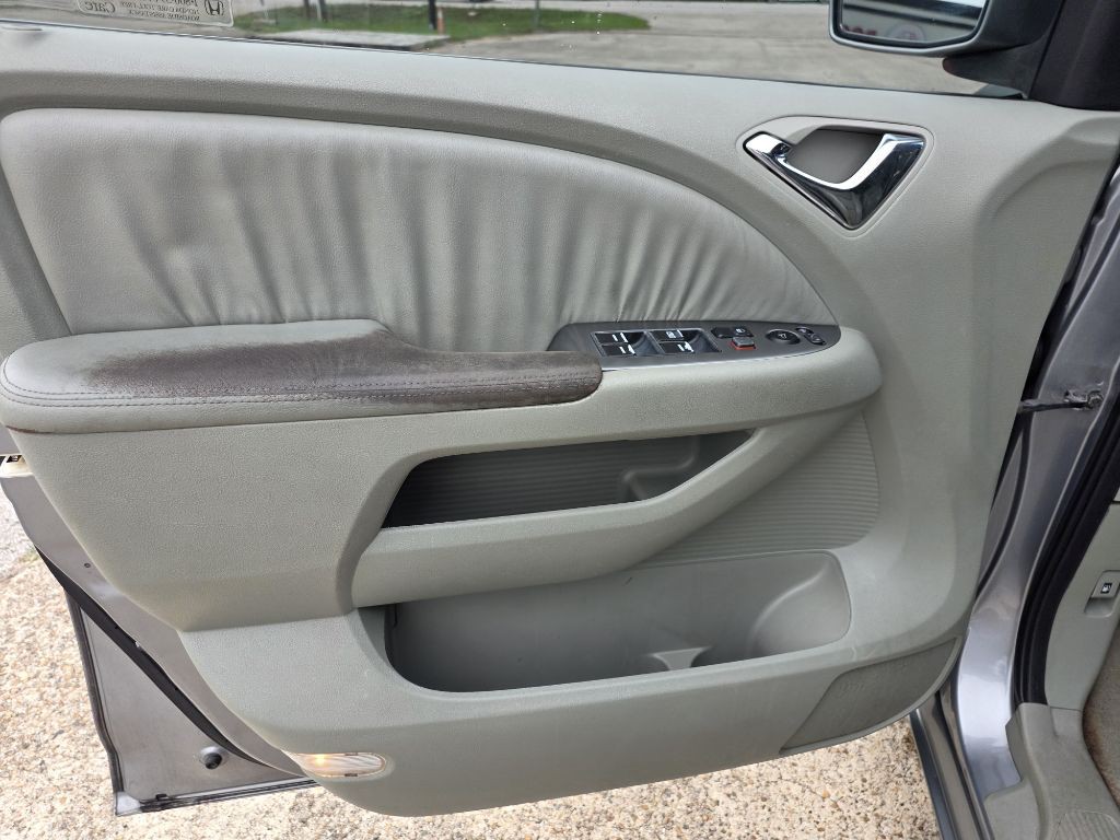 2008 Honda Odyssey Image 13