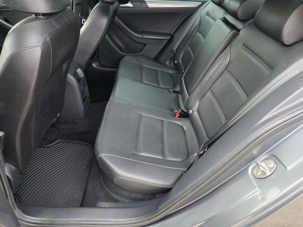 2017 Volkswagen Jetta Image 7