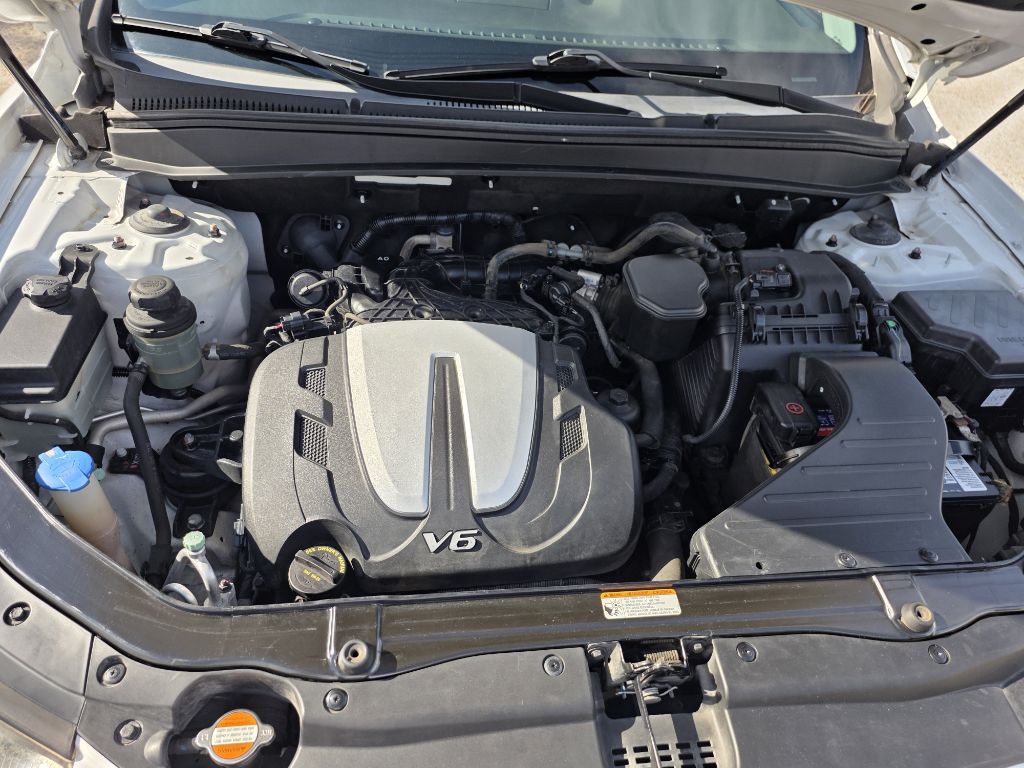 2011 Hyundai Santa Fe Image 18