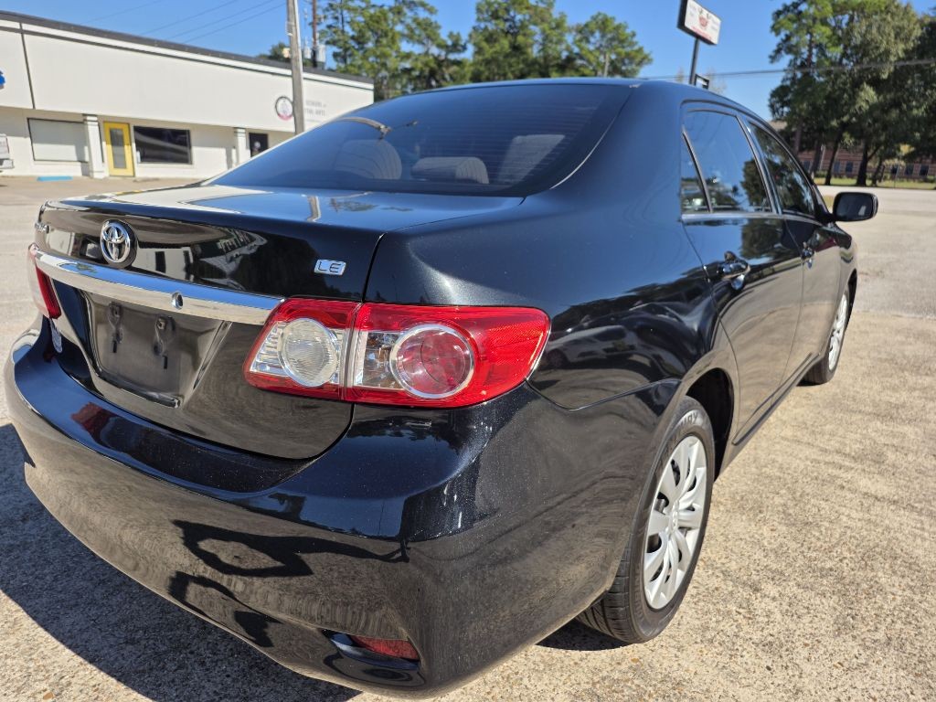2013 Toyota Corolla Image 7