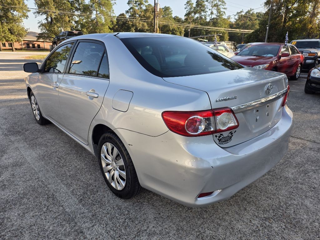 2013 Toyota Corolla Image 5
