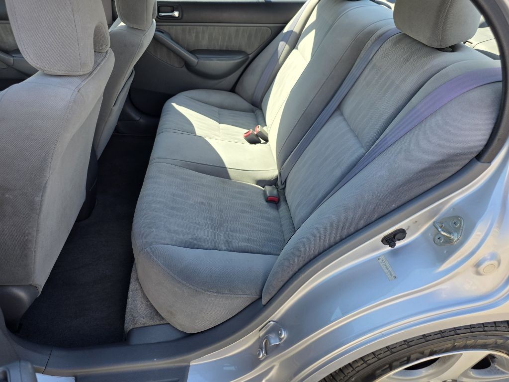 2005 Honda Civic Image 10