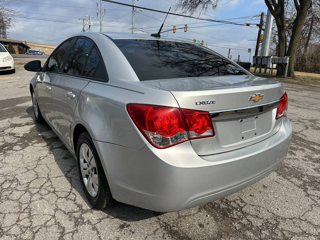 2013 Chevrolet Cruze Image 9