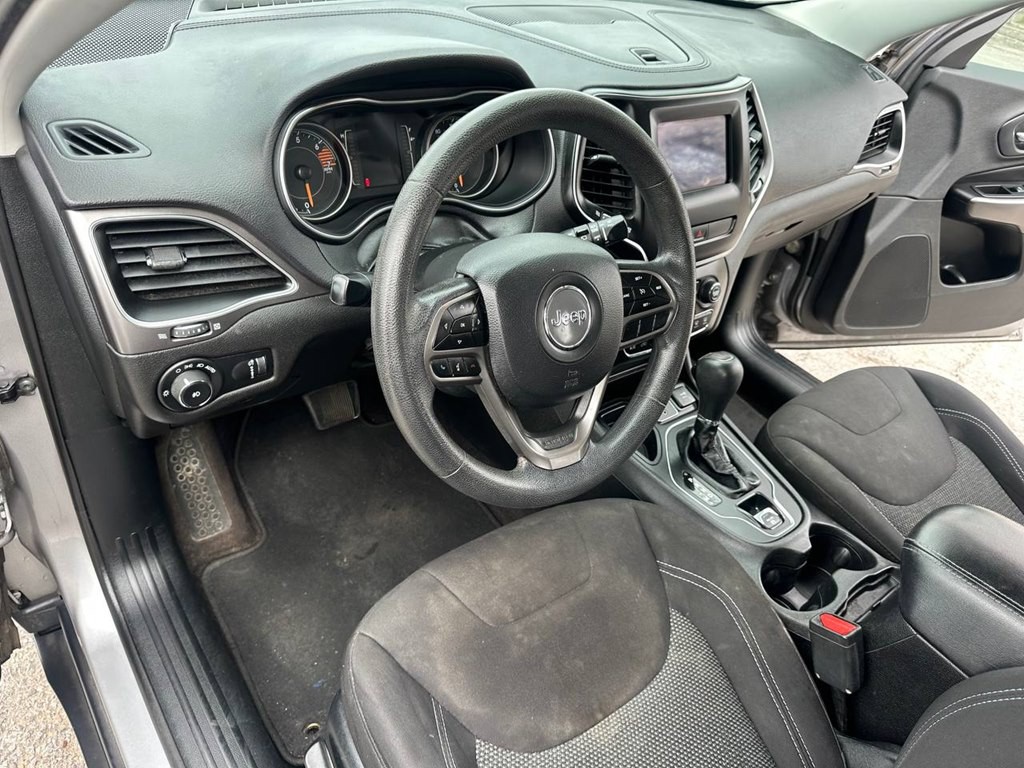2019 Jeep Cherokee Image 15