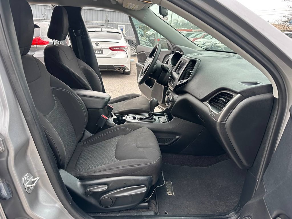 2019 Jeep Cherokee Image 23