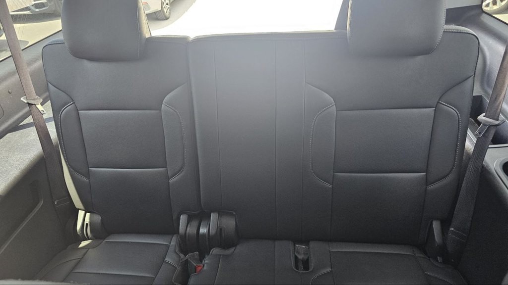 2019 Chevrolet Suburban Image 17