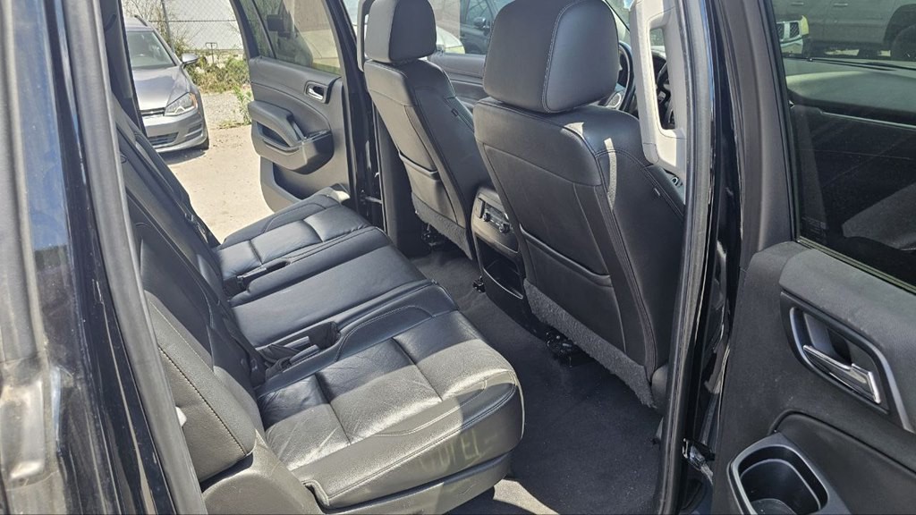 2019 Chevrolet Suburban Image 18