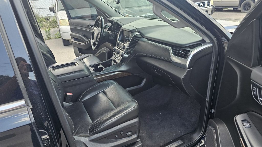 2019 Chevrolet Suburban Image 20