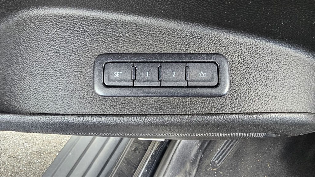 2019 Chevrolet Suburban Image 25