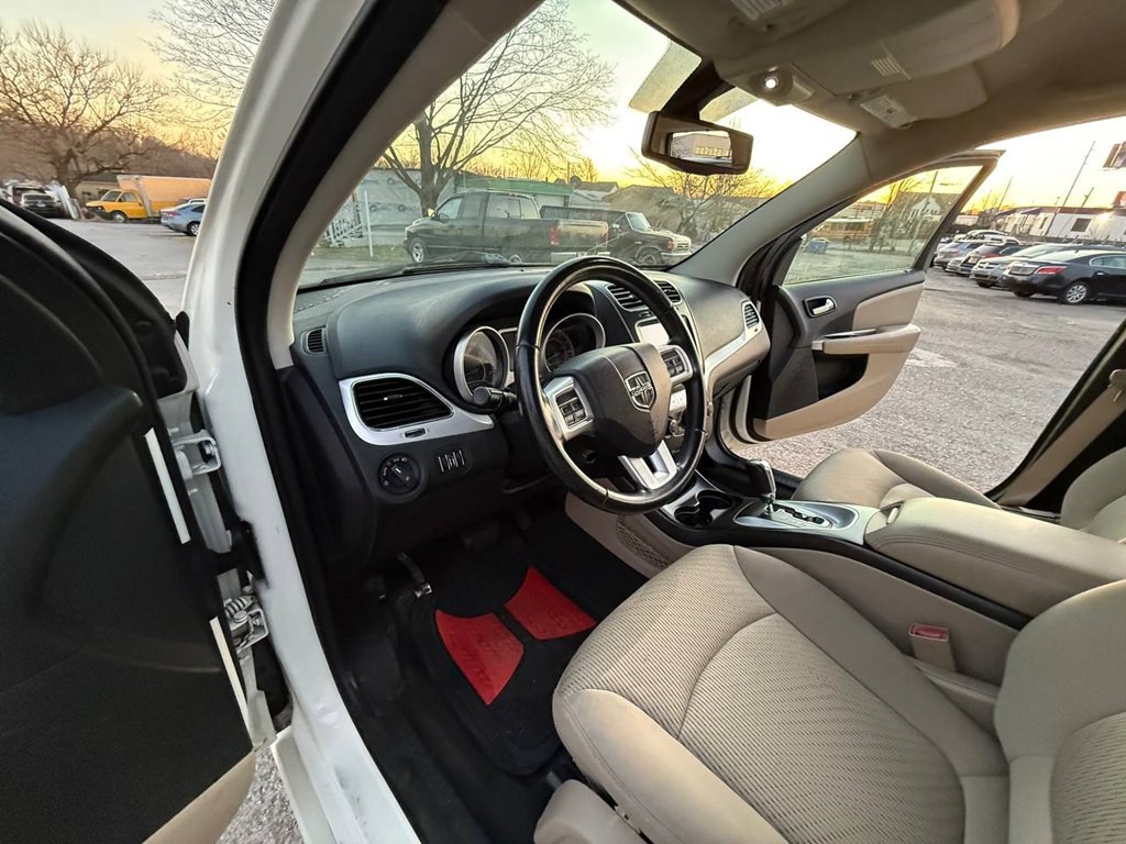 2011 Dodge Journey Image 18