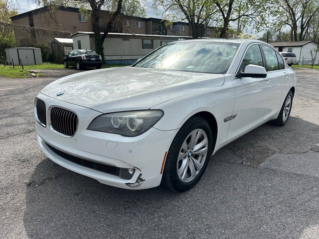 2012 BMW 7 Series Image 1