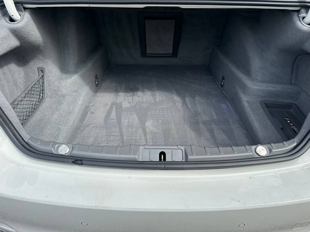 2012 BMW 7 Series Image 12