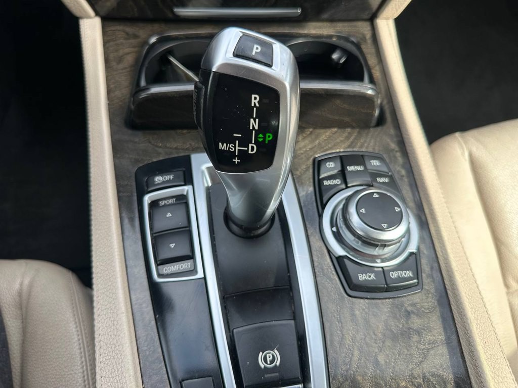 2012 BMW 7 Series Image 34