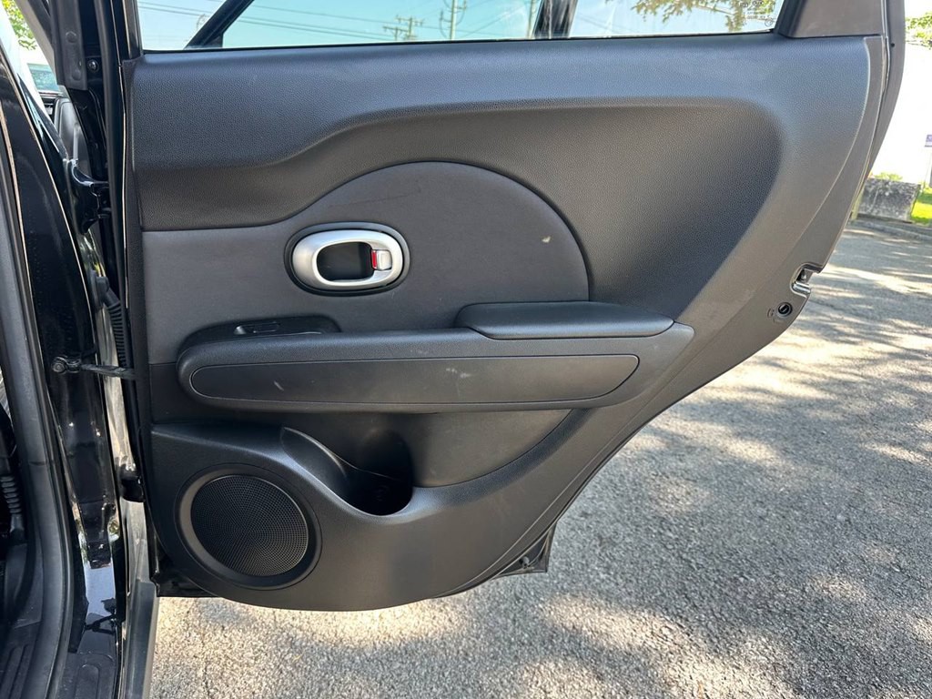 2014 Kia Soul Image 21