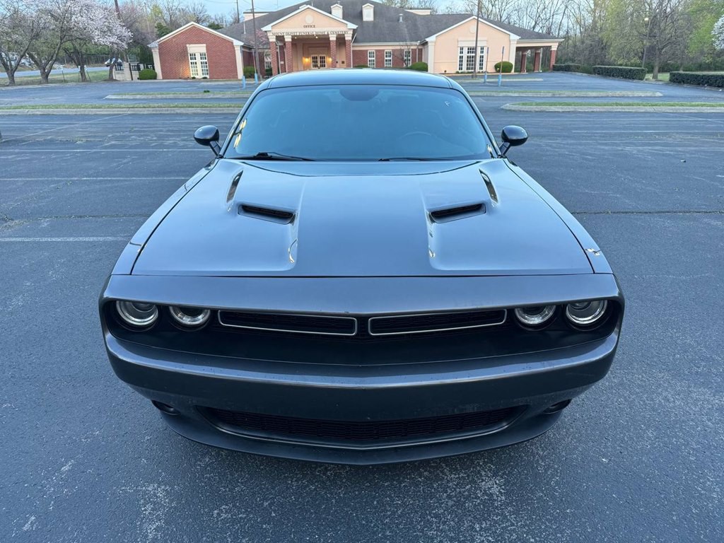 2015 Dodge Challenger Image 2