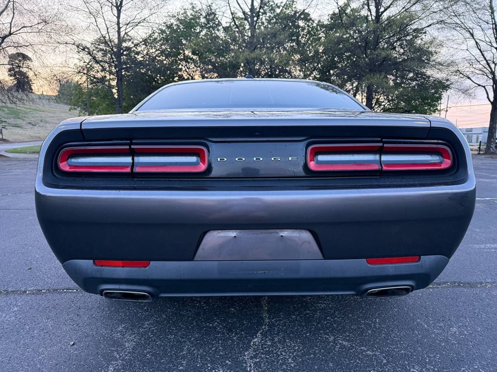 2015 Dodge Challenger Image 6