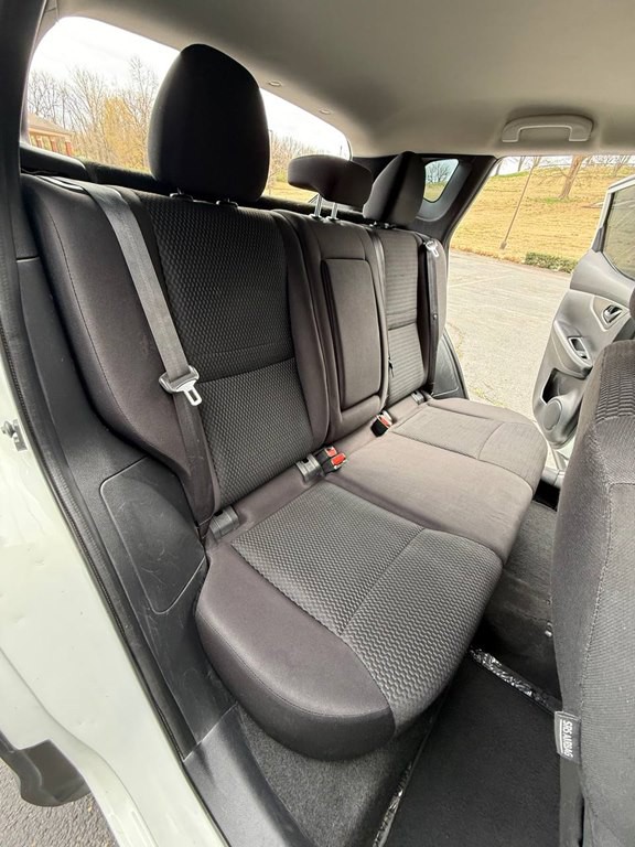 2018 Nissan Rogue Image 22