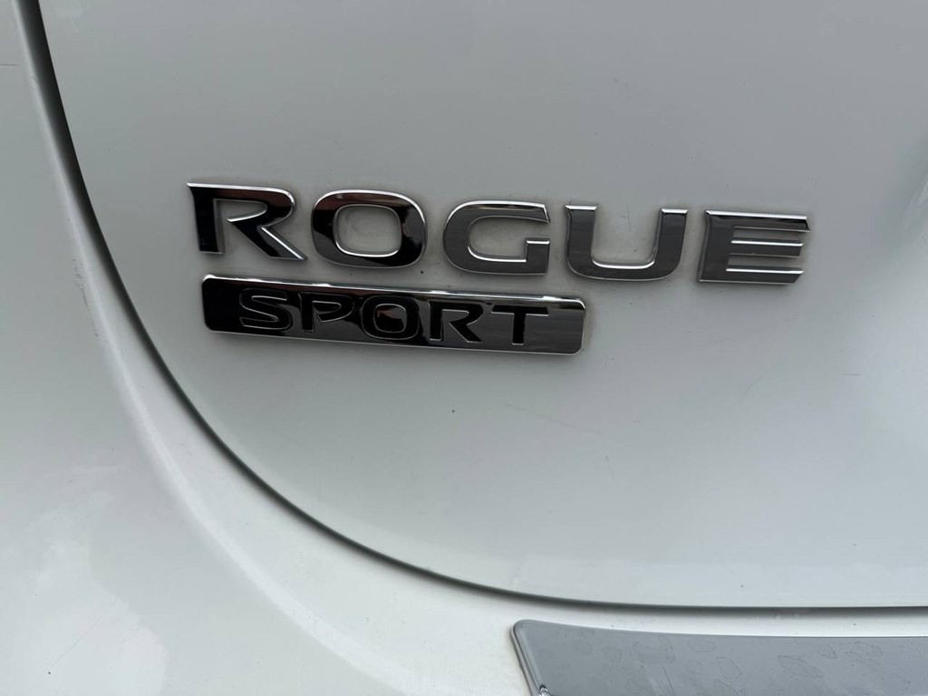 2018 Nissan Rogue Image 30
