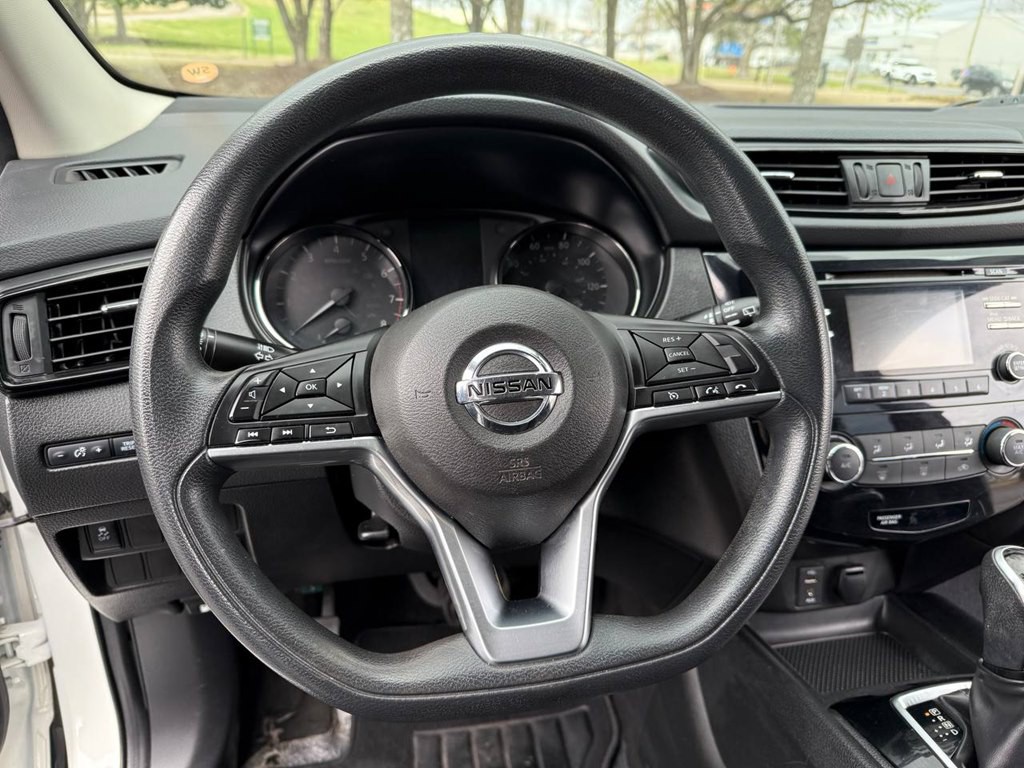 2018 Nissan Rogue Image 31