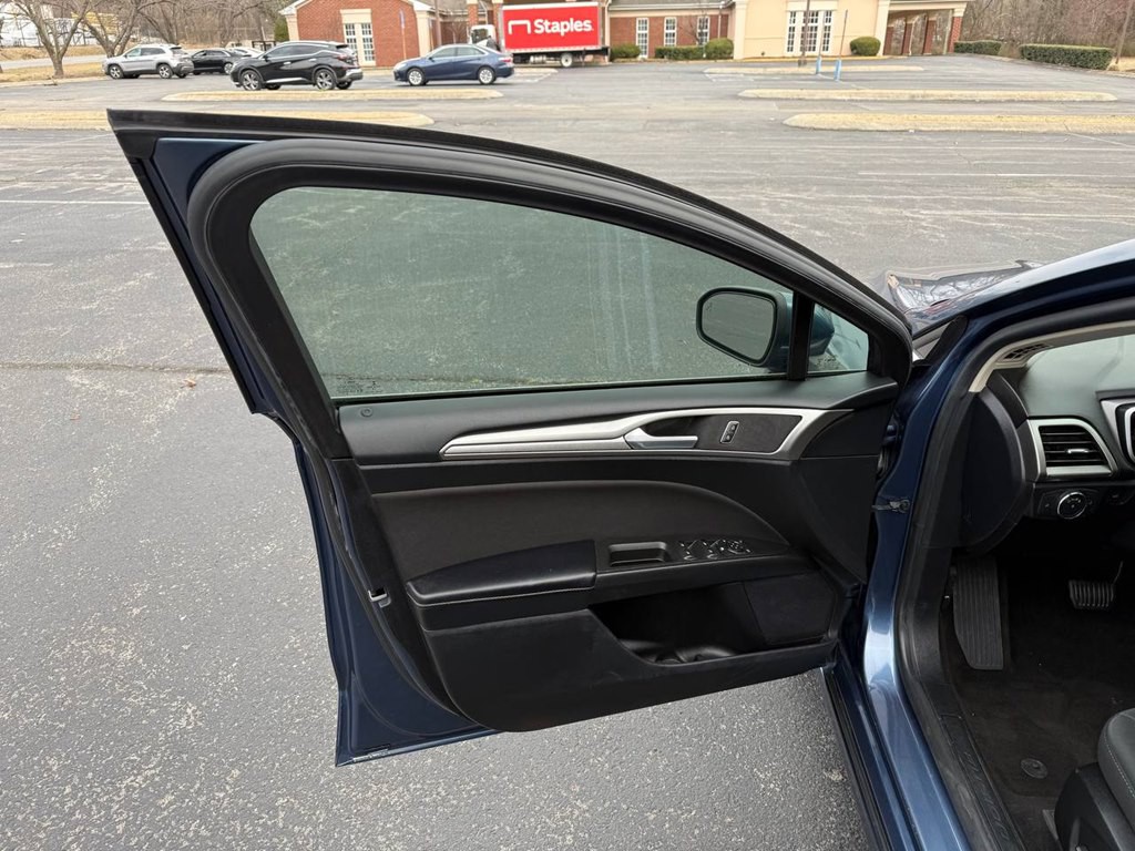 2019 Ford Fusion Image 14