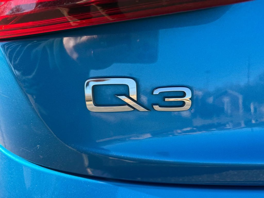2016 Audi Q3 Image 32