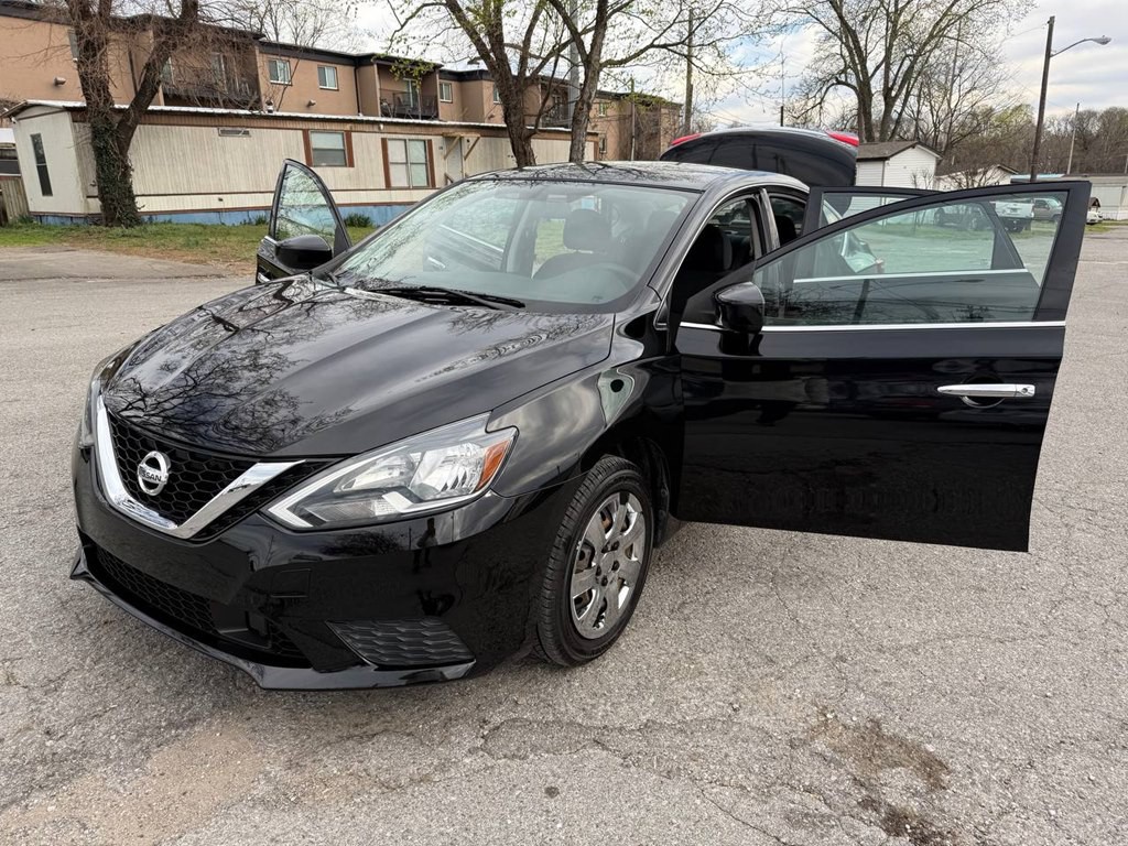 2019 Nissan Sentra Image 10