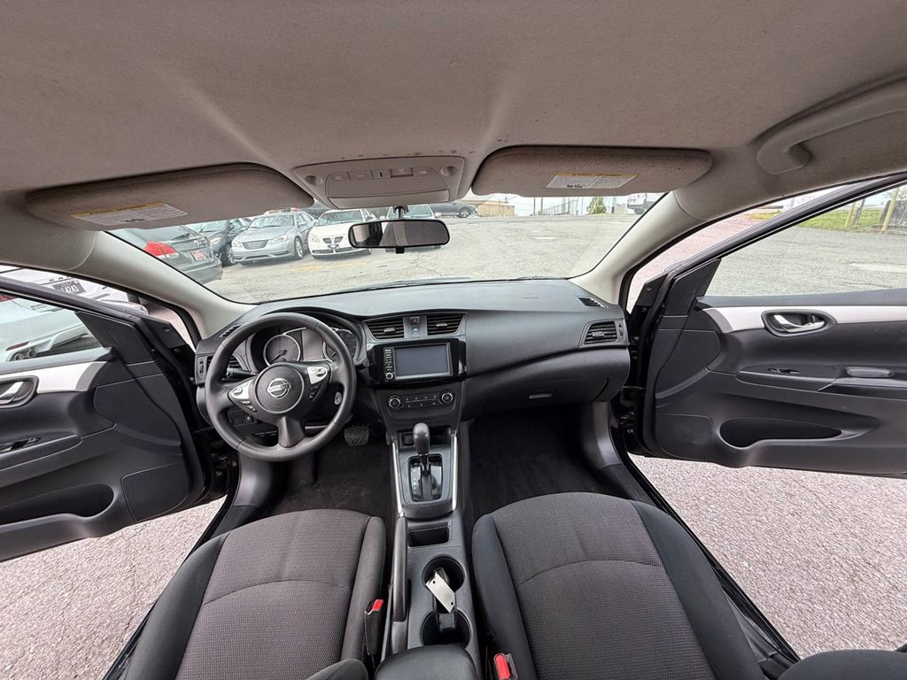 2019 Nissan Sentra Image 25