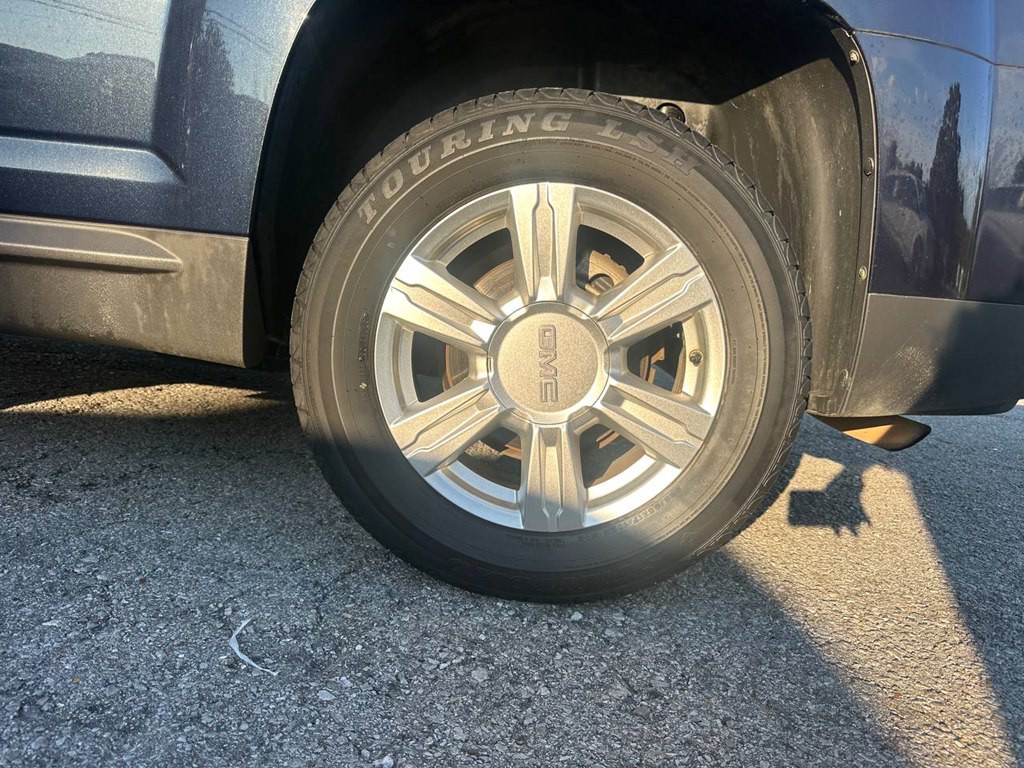 2015 GMC Terrain Image 25