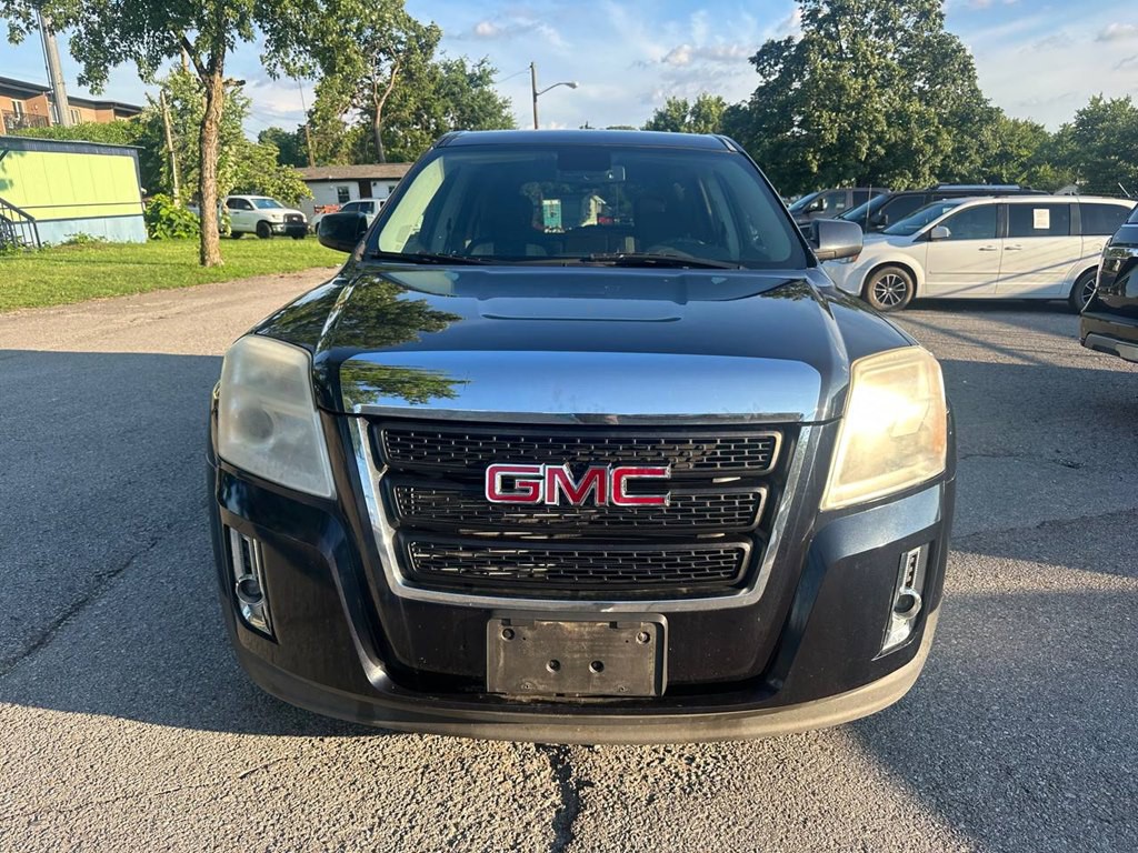 2015 GMC Terrain Image 2