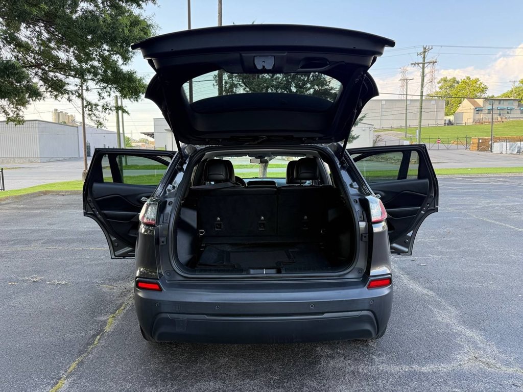2019 Jeep Cherokee Image 11