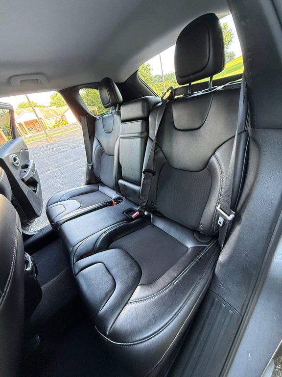 2019 Jeep Cherokee Image 21