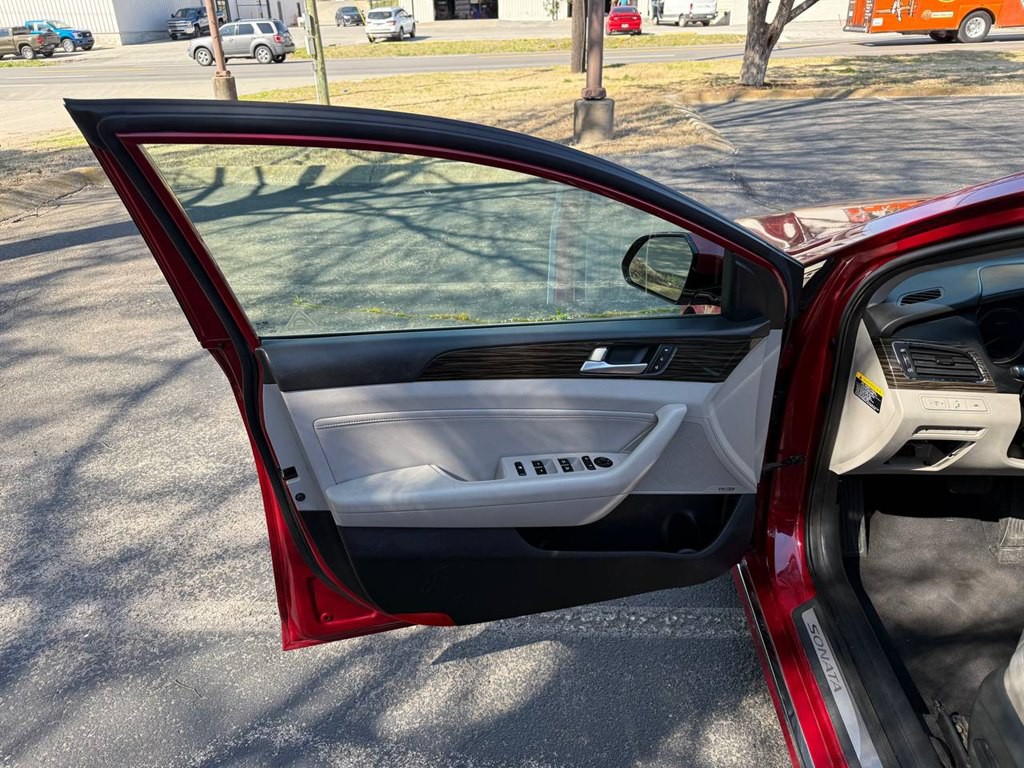 2016 Hyundai Sonata Image 13