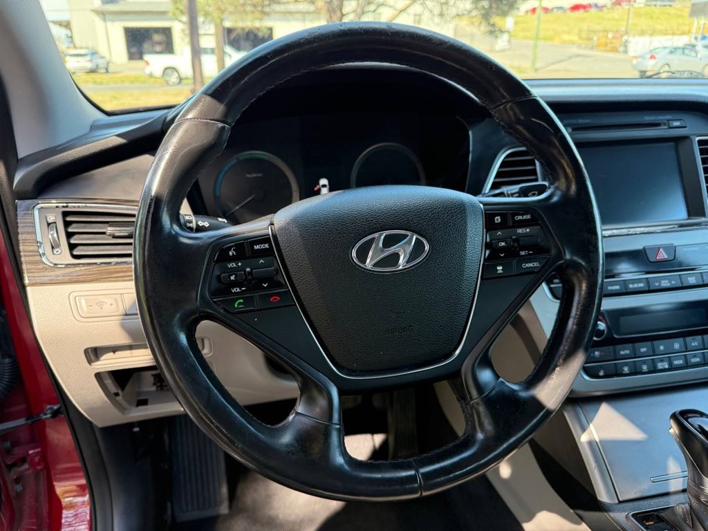 2016 Hyundai Sonata Image 30