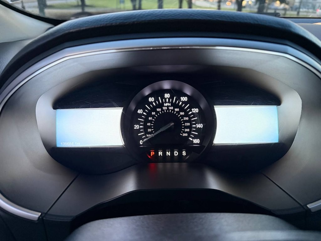 2016 Ford Edge Image 21