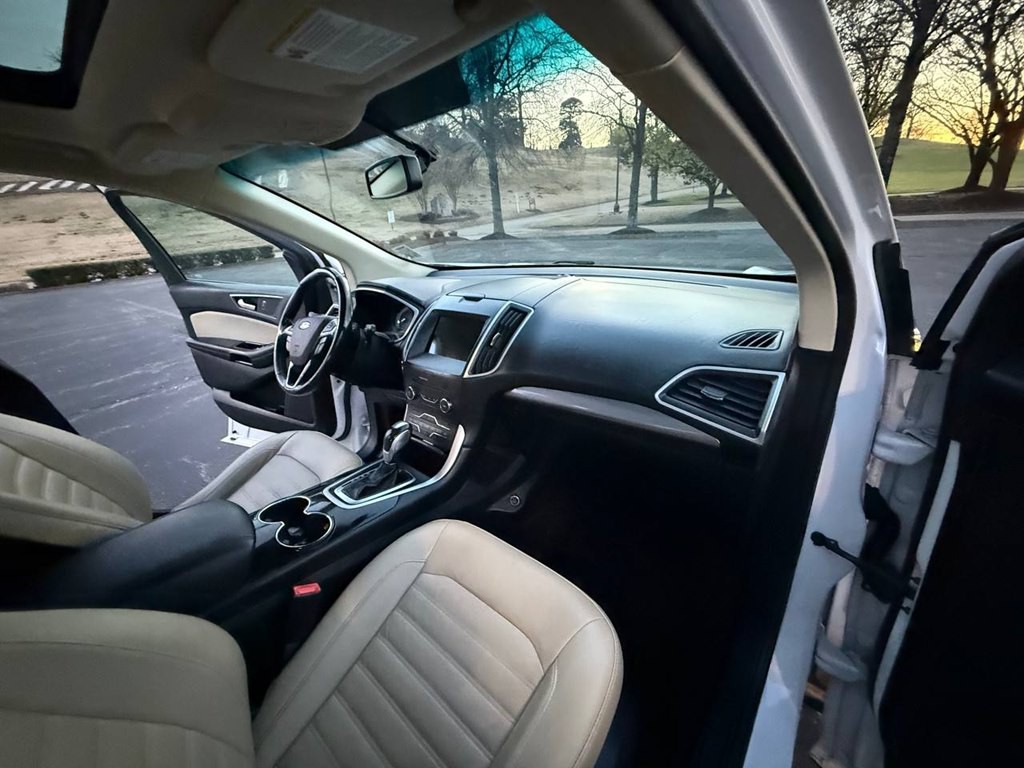 2016 Ford Edge Image 35