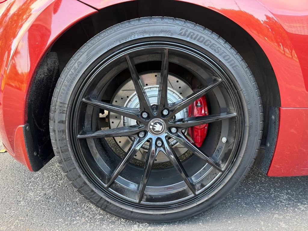 2014 Nissan 370Z Image 29