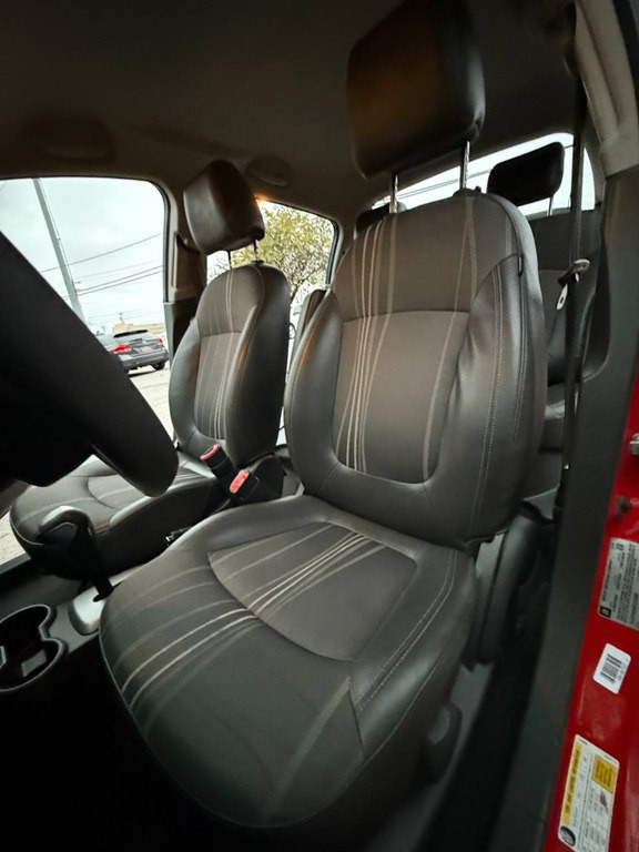 2015 Chevrolet Spark Image 19