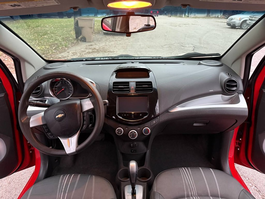 2015 Chevrolet Spark Image 25