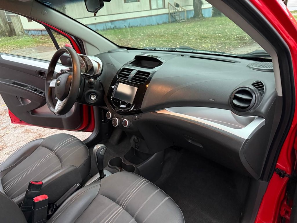 2015 Chevrolet Spark Image 26