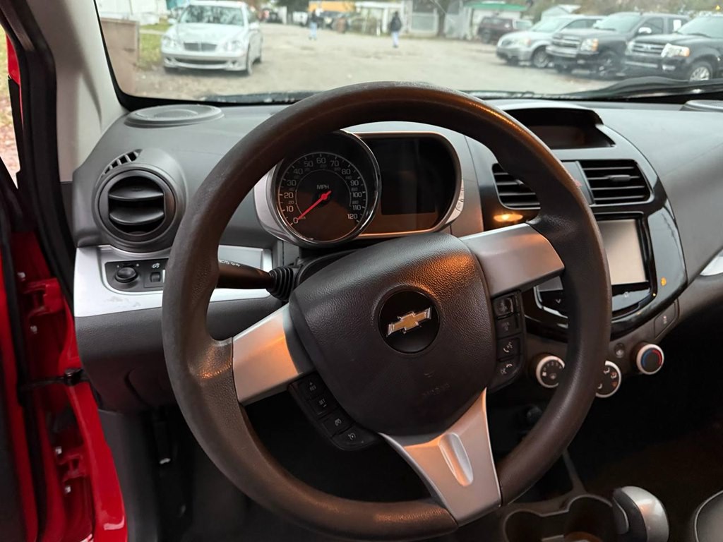 2015 Chevrolet Spark Image 33